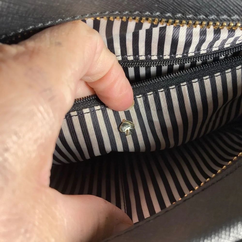 Kate Spade  New York white Black and Red scalloped trim Crossbody Tote  Bag